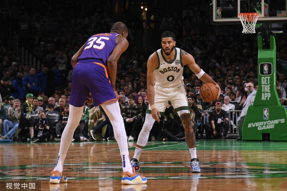 新老交替的 新老交替的